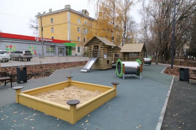 Шахматные столы и детская площадка появились в нижегородском сквере Целинников - фото 1