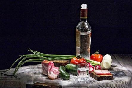 Какими продуктами нельзя закусывать алкоголь в новогоднюю ночь