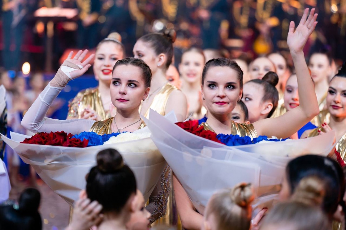 Нижегородские гимнастки Аверины выразили благодарность тренерам и фанатам - фото 1