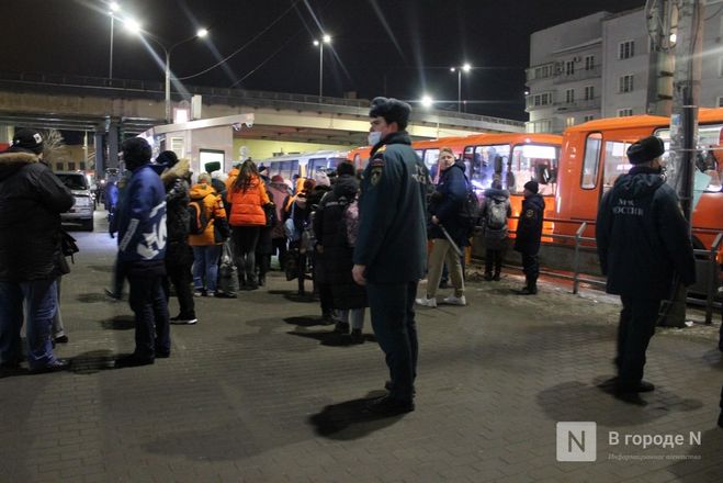 Около 1 000 беженцев из Донбасса прибыли в Нижний Новгород - фото 29