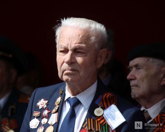 Фоторепортаж: парад в честь 80-й годовщины Победы прошел в Нижнем Новгороде - фото 67