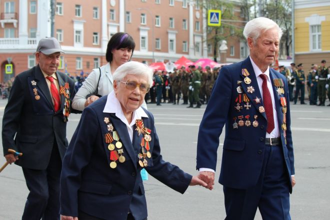 В Нижнем Новгороде состоялся парад в честь 74-й годовщины Победы - фото 21