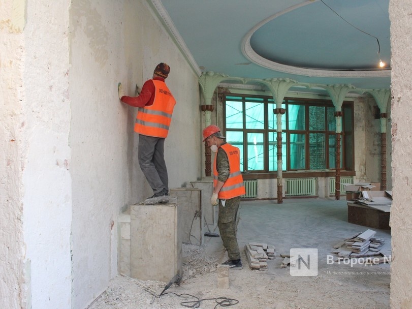 Суд арестовал почти 50 млн рублей у подрядчика по реставрации нижегородского дворца творчества