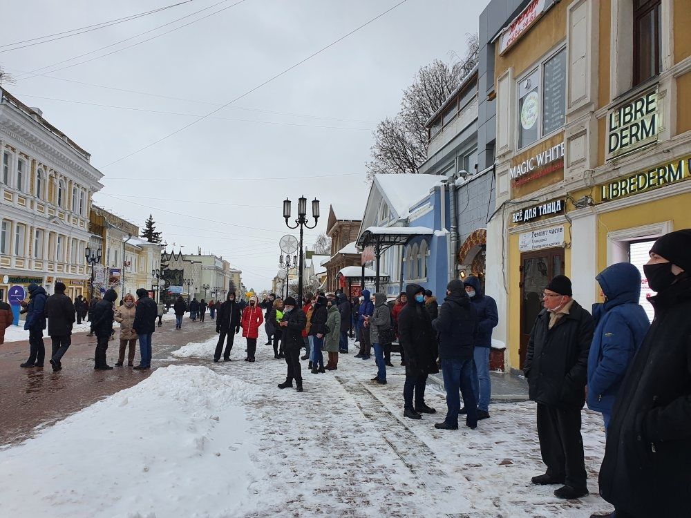 Протестующие собрались в центре Нижнего Новгорода
