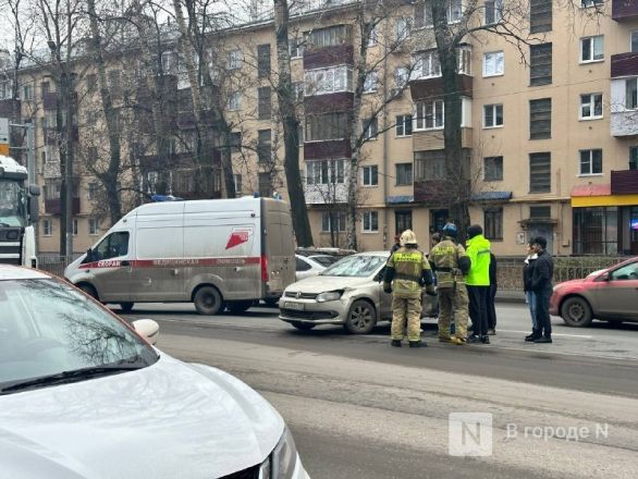 ДТП с фурой произошло на Окском съезде в Нижнем Новгороде - фото 2