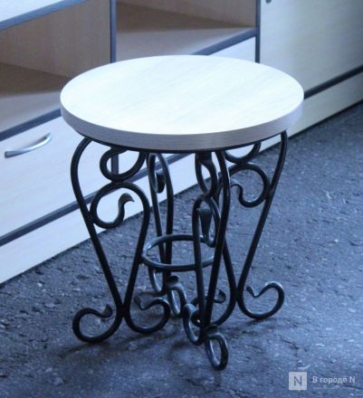 Танк-мангал и деревянные иконы: фоторепортаж с новой выставки от заключенных в Нижнем Новгороде - фото 57