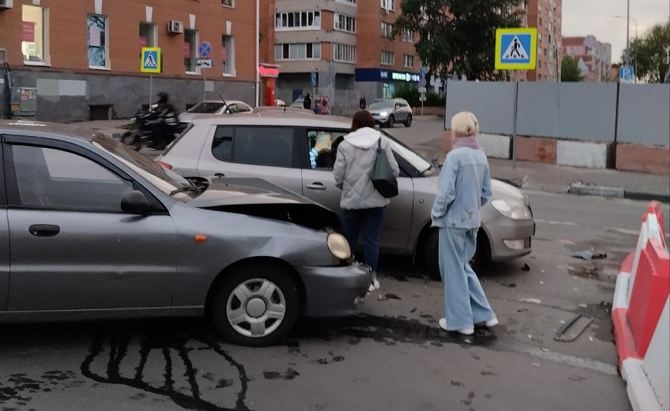 Столкновения двух «легковушек» спровоцировало большую пробку в центре Нижнего Новгорода 