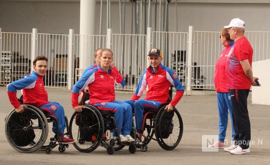 Паралимпийские чемпионы приехали в Нижний Новгород на открытие Летних игр - фото 1