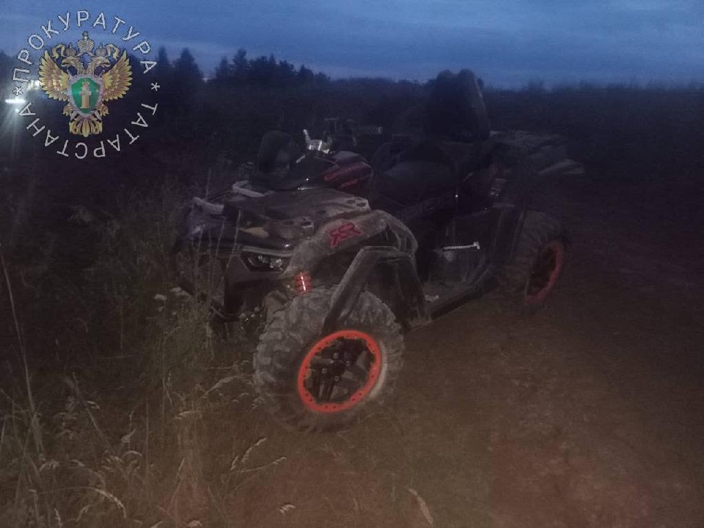 Два трупа нашли ночью в поле в Татарстане - фото 1