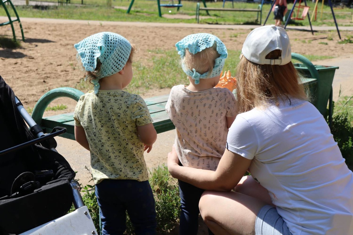 Для нижегородских семей стала доступна услуга кратковременного ухода за детьми - фото 1
