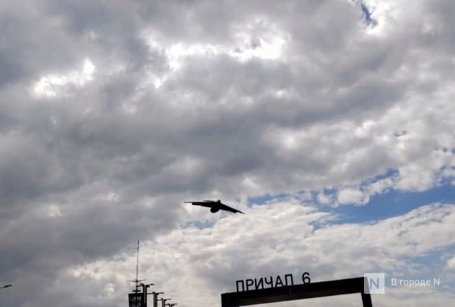 Опубликовано фото с авиашоу и водного парада в Нижнем Новгороде - фото 3