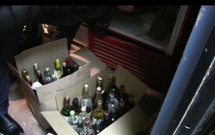 В центре Нижнего Новгорода полицейские изъяли 58 литров нелегального алкоголя