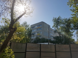 Застройщику гостиницы на Мануфактурной дали два дня, чтобы предоставить проезд к жилым домам