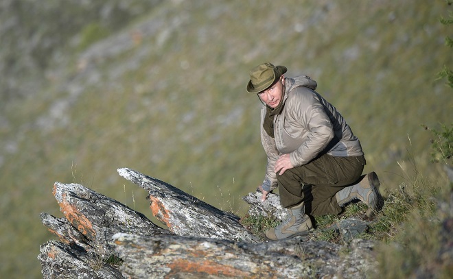 &laquo;Походил по горам&raquo;: Путин провел выходные на природе вместе с Шойгу и главой ФСБ (ФОТО) - фото 4