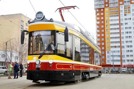 Восьмой трамвай в стиле &laquo;ретро&raquo; прибыл в Нижний Новгород